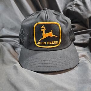 Vintage Black John Deere Patch Trucker SnapBack Cap Hat Half Mesh K-Products